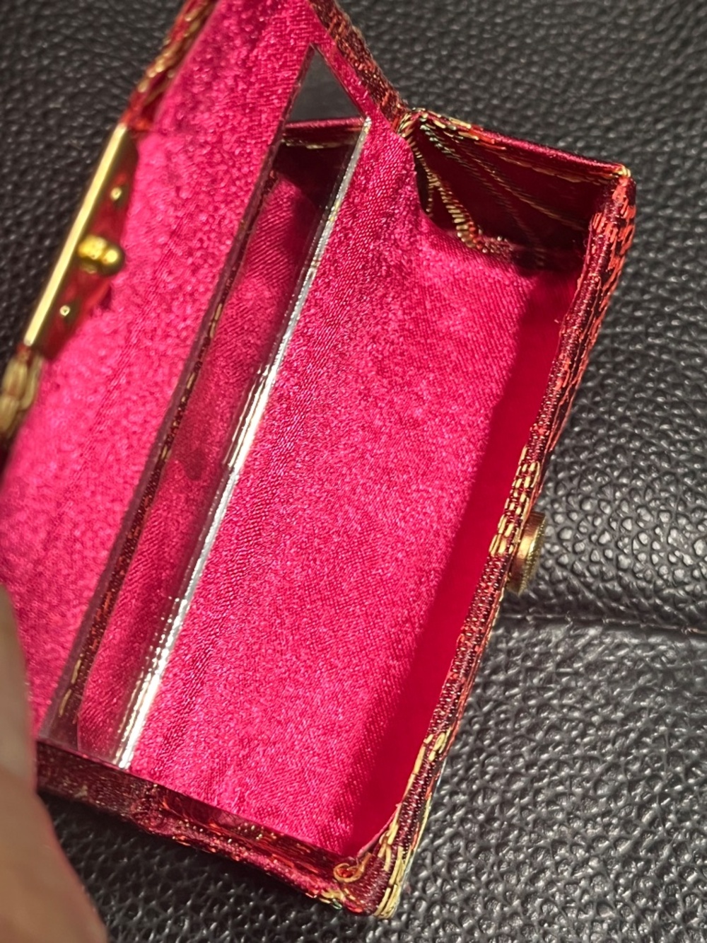 Lipstick Case with Mirror | Brocade Fabric | Snap Closure | Like new - Picture 3 of 11